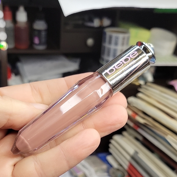 bebe Other - Bebe Pinky Beige Lip Plumper New